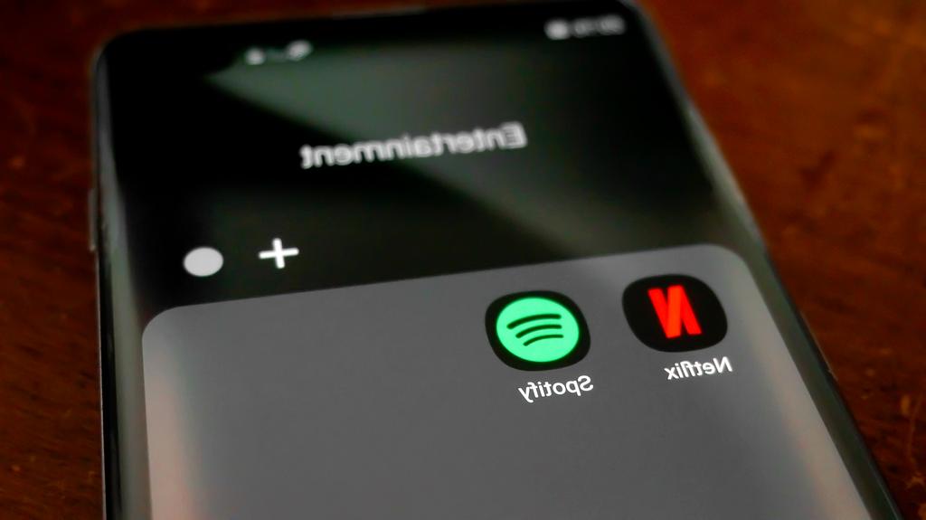 Streaming waveform icon